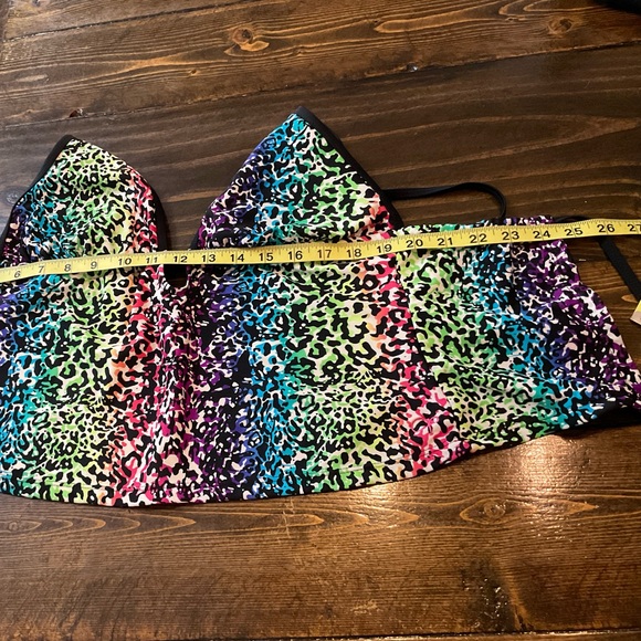 OP Vibrant Leopard Print Halter Tank Top - Picture 3 of 7